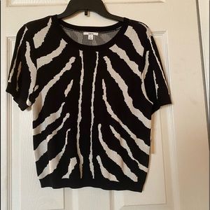 Woman’s Brand New Skirt Set